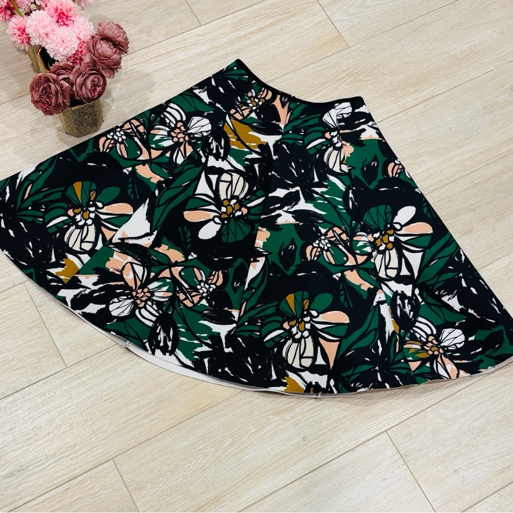 H&M A-Line Skirt - Picture 2 of 10